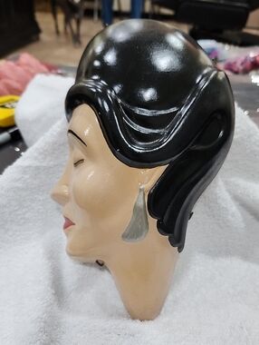 VINTAGE CERAMIC LADY HEAD